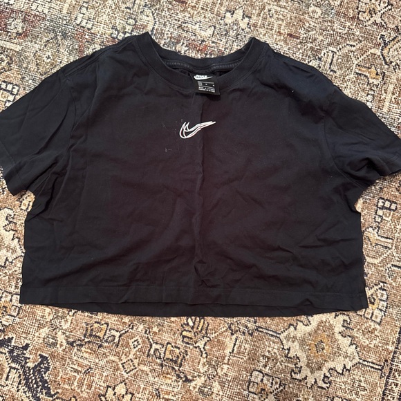 Nike Women's Classic Black Crop Top size Medium - Picture 1 of 7